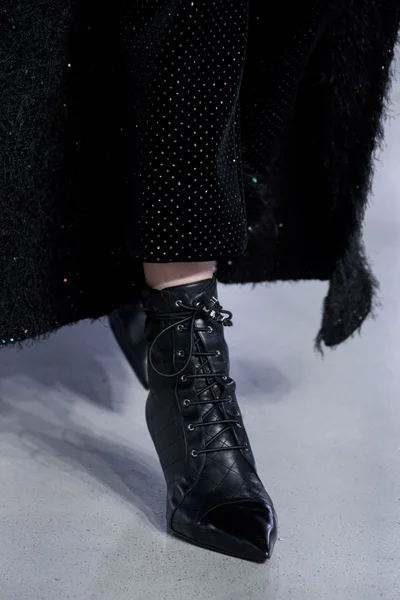 Look 76